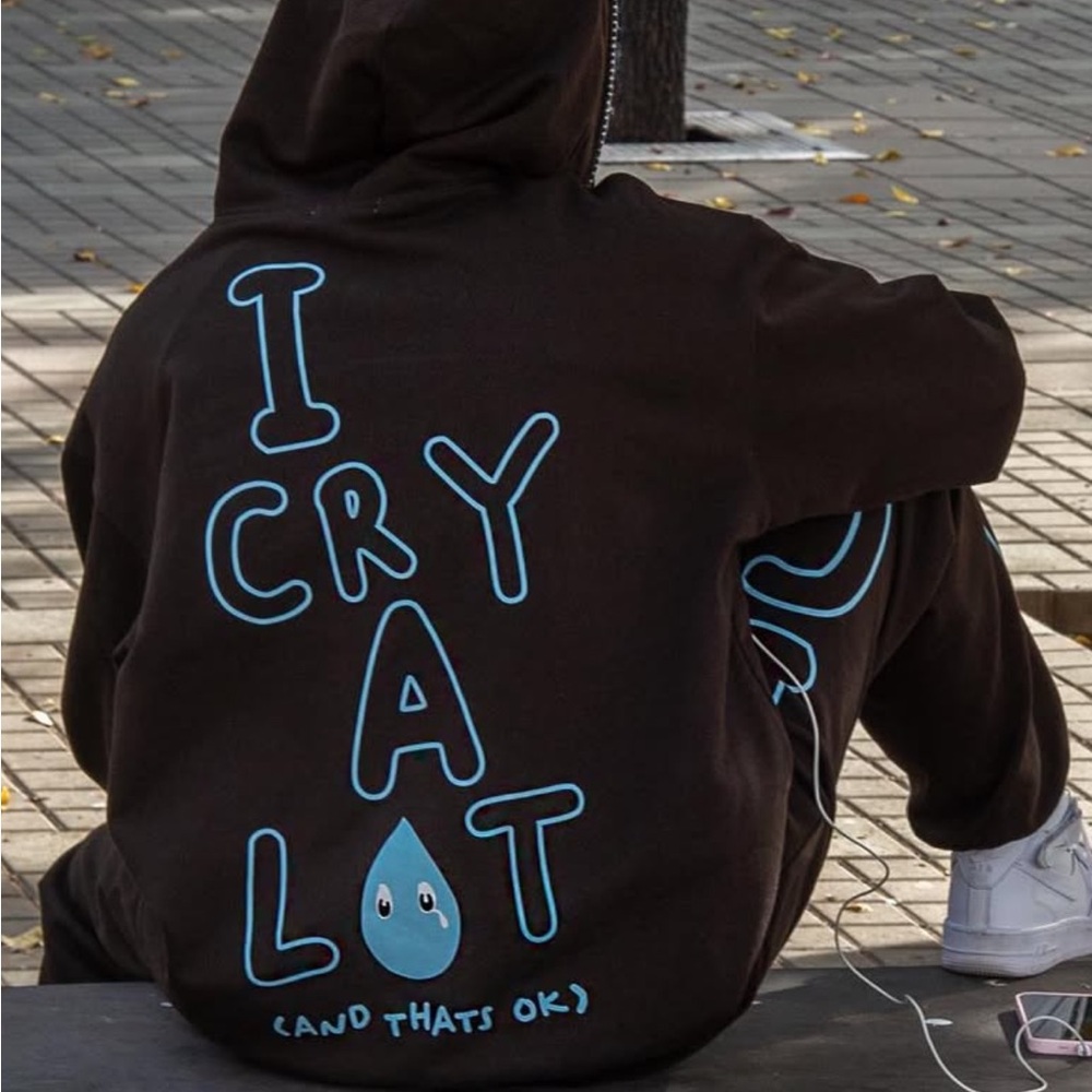 THE MAYFAIR GROUP SET “I cry a lot”